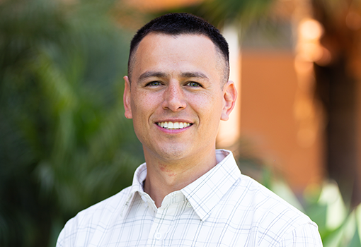 Head shot of materials assistant professor Daniel Oropeza